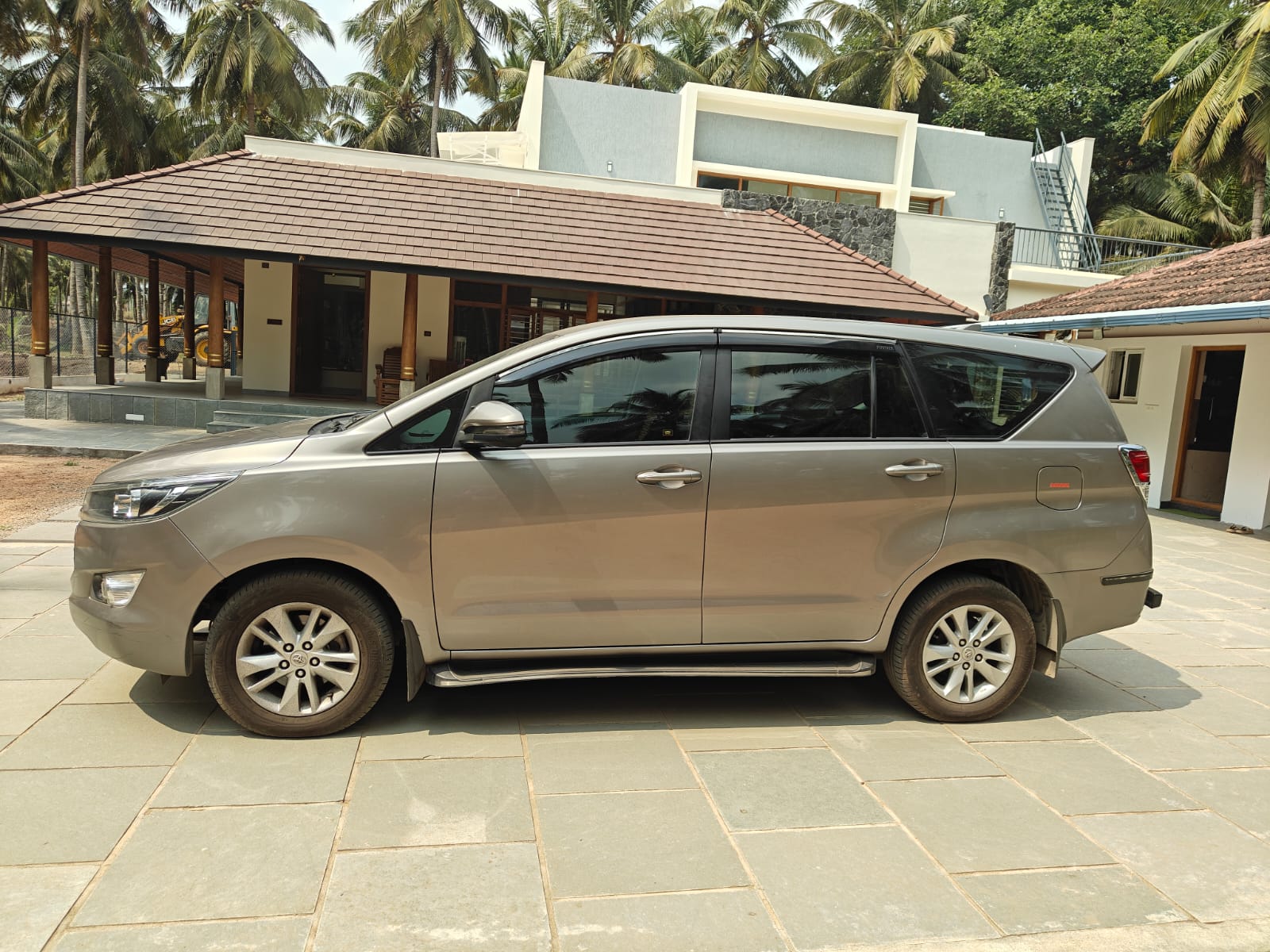 Toyota Innova Crysta - Image 6